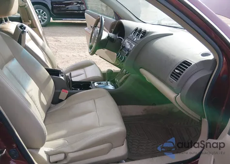 2010 Nissan Altima 2.5 S z USA, uszkodzony, nr VIN 1N4AL2APXAN482604